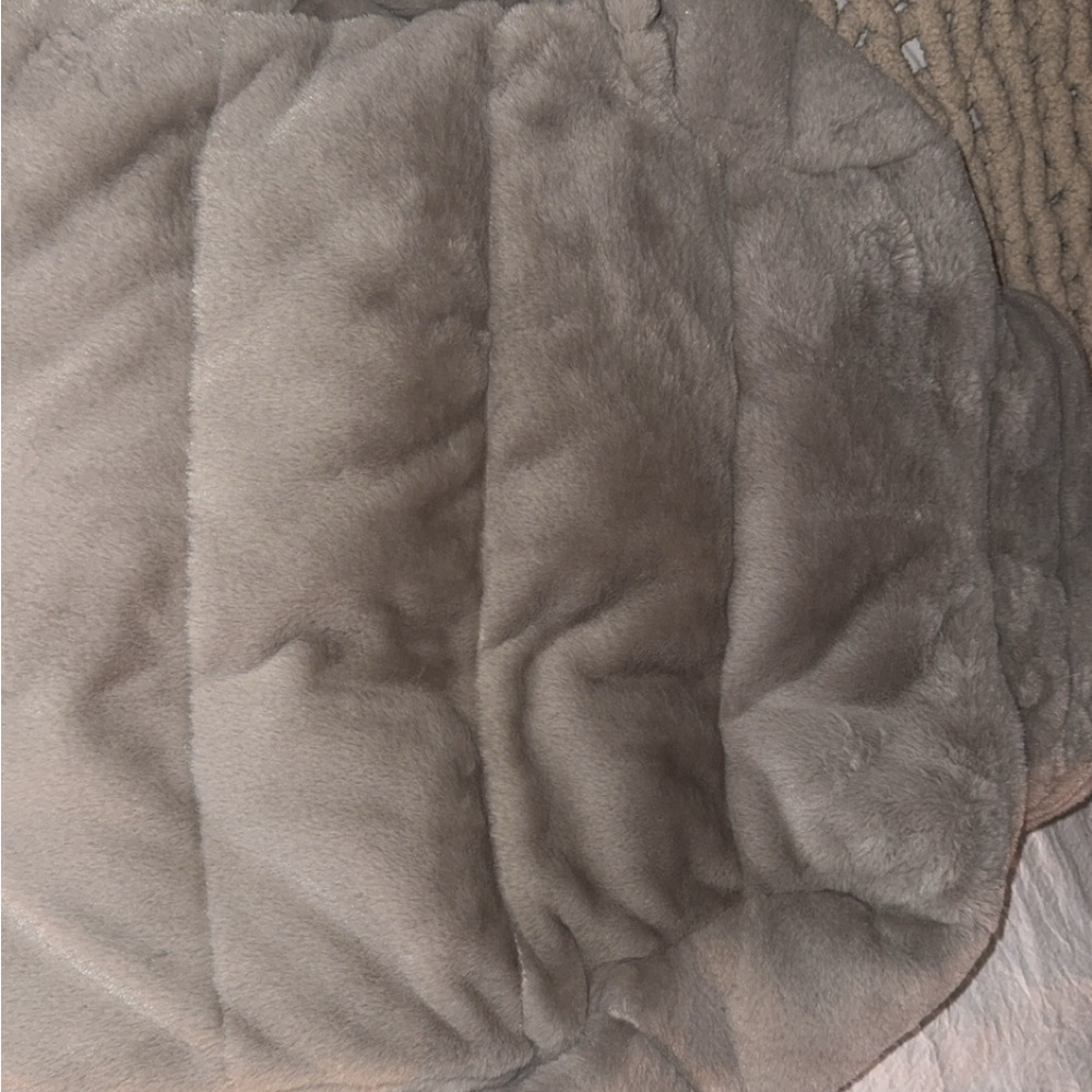 NWT A&F Mini Puffer - Picture 5 of 6